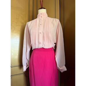 Vintage blouse in powder pink, size L